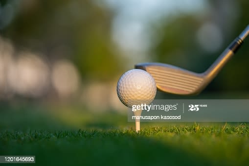 How to Play Golf: A Quick & Easy Guide for Beginners