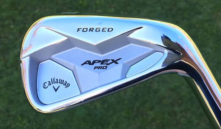Hot Irons: Review of the Callaway Apex 19 Irons.